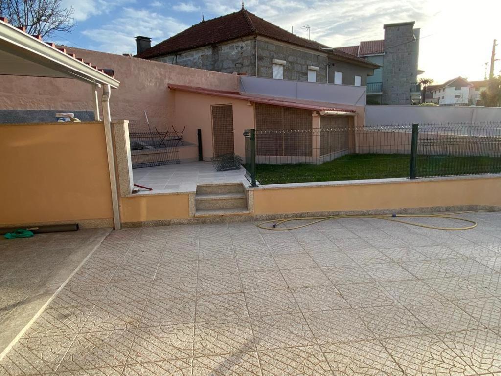 Vivenda Caixilao Casa Com 3 Quartos Віана-ду-Каштелу Екстер'єр фото